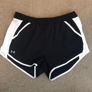 NWT Under Armour Shorts with Liner
